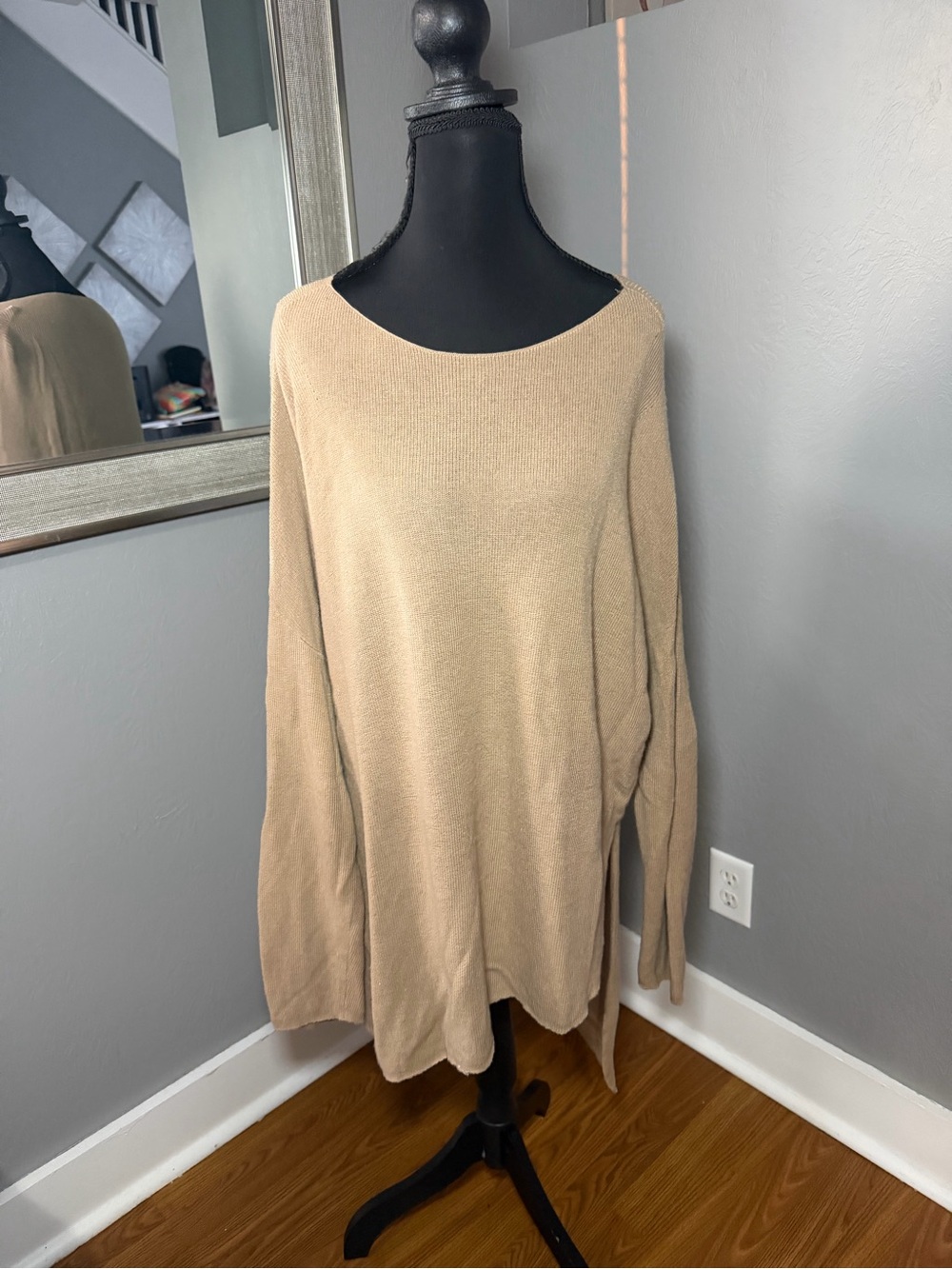Eileen Fisher Merino Wool Asymmetrical Knit Sweater Beige Side Slit XL - Picture 2 of 7